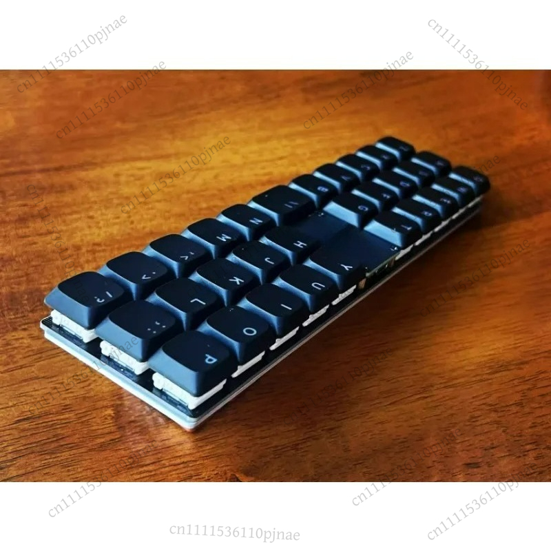 P31n/P30a ロープロファイルキーボード Blueto - Gaming Accessories Keyboards のレビューと価格