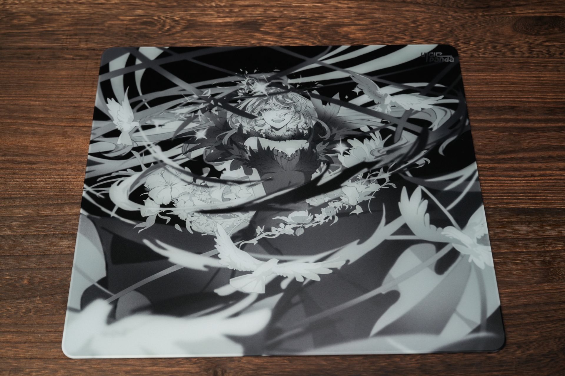 PAN Esports ドントフォールフェザーグラスゲーミン - Gaming Accessories For Valorant のレビューと価格